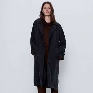 New w/ Tags ZARA Black Flowy Trench with Pockets